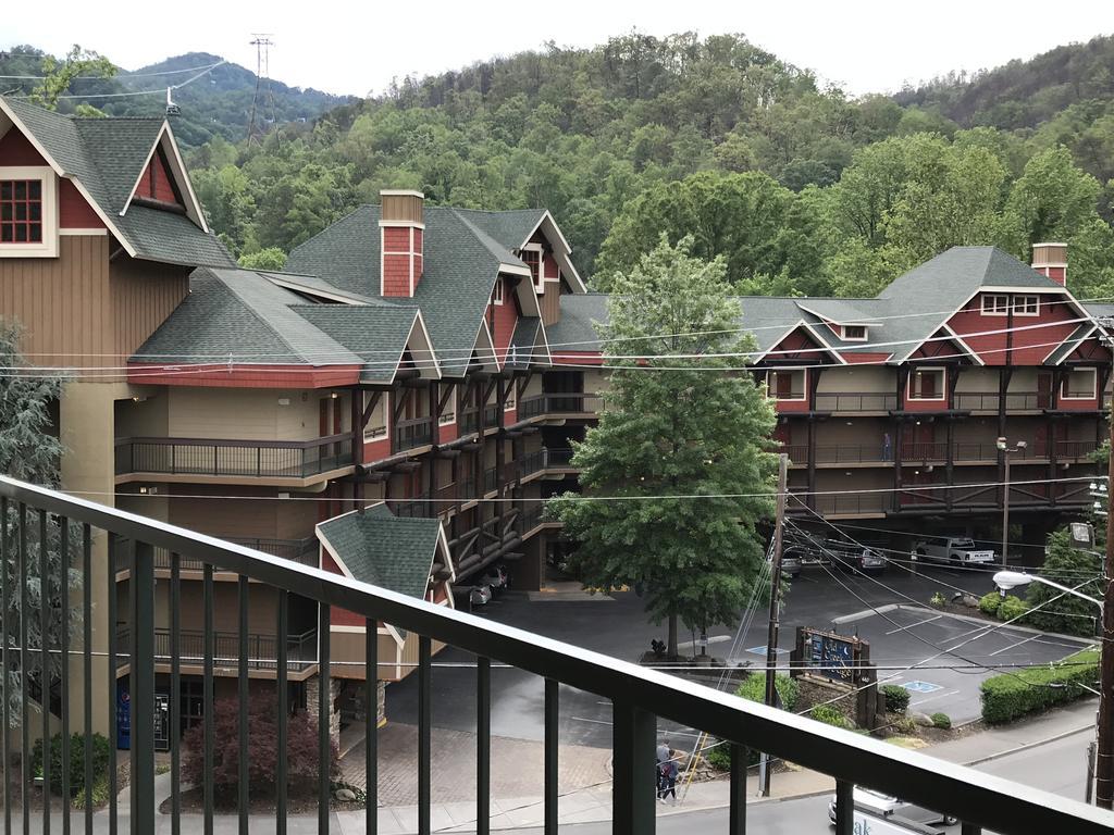 Downtown Gatlinburg Apartment Екстер'єр фото